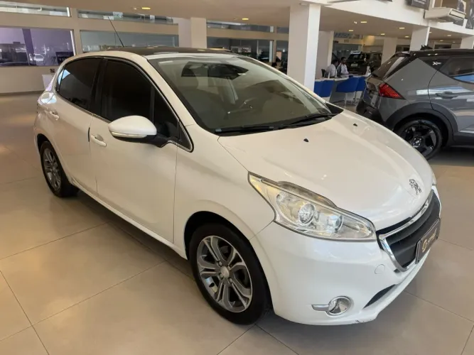 Peugeot 208 Griffe 1.0 Tubo Flex 5P Aut. 2014