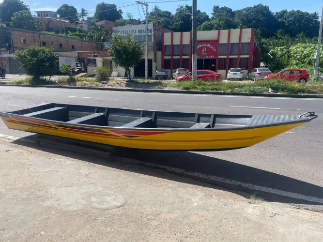Fabricamos Canoas e Botes de Alumínio Novos.