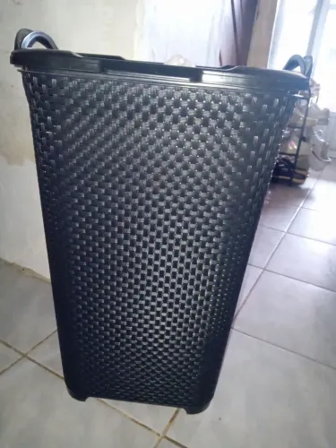 Cesto de roupas
