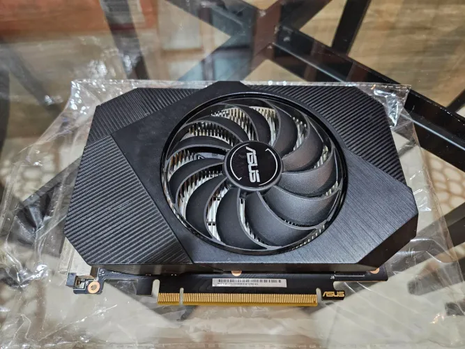 Placa de Vídeo Asus GTX 1650 4GB
