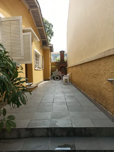 Casa para Locação na Rua Antônio de Macedo Soares - Campo Belo