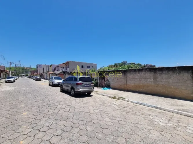 Terreno Plano de 250 m² em Itaguassu, com Opção de Expansão para 500 m² Perfeito para Emp