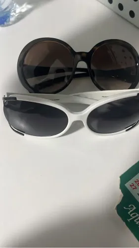 Kit óculos Fendi,Prada e Dior usados sem certificado e sem caixa