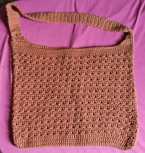 Bolsa artesanal de Crochê