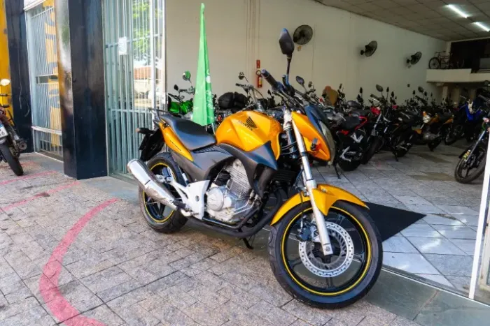 HONDA CB 300R 2011 REF:F45