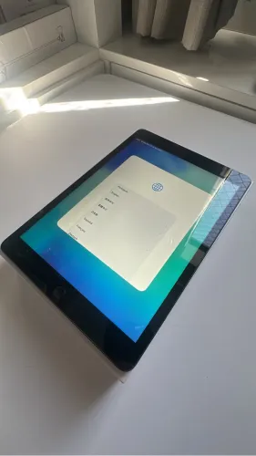 iPad 9 64GB (SEM MARCAS DE USO)