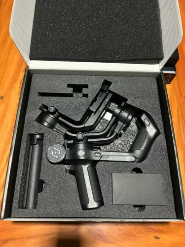 Estabilizador Gimbal 3 Eixos Feiyutech Scorp-c Câmeras Dslr