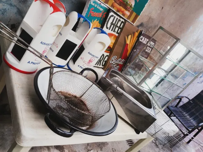 UTENSÍLIOS DE LANCHONETE (ENTREGO SEM TAXA)