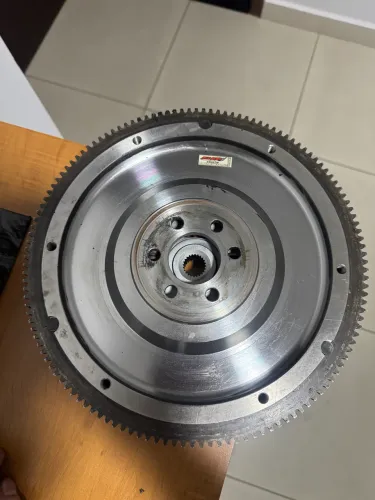 Volante motor AP aliviado de 4kg forjado + embreagem lona HD