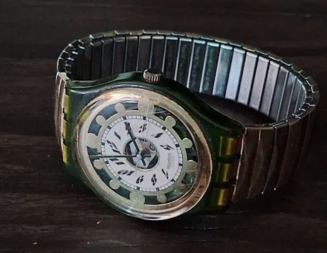 Relógio masculino suíço Swatch Green Shine