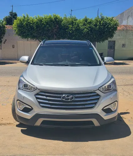 Hyundai Grand Santa Fe 3.3 V6 4X4 Tiptronic 2014