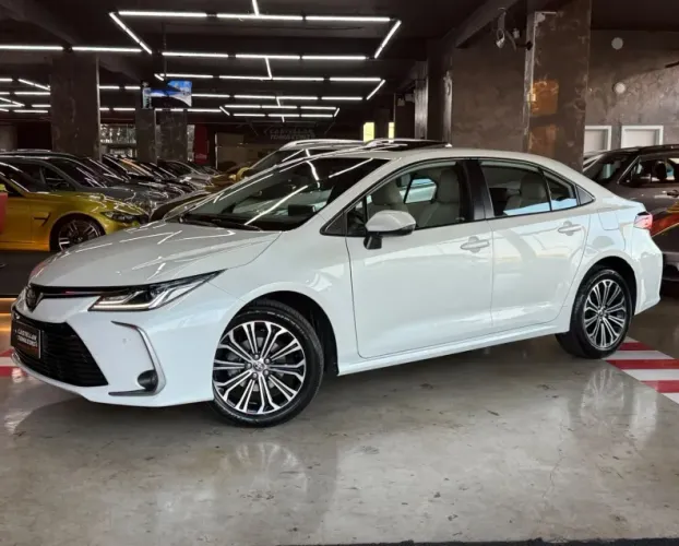 Toyota Corolla Altis 2.0 Flex 16V Aut. 2023