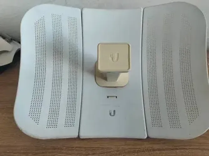 ANTENAS UBIQUITI FECHADA USADA