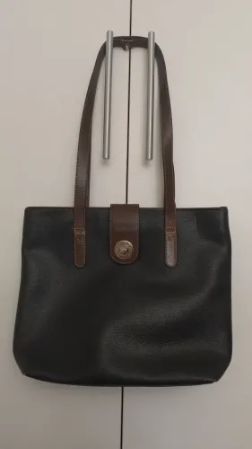 Bolsa Victor Hugo em couro para restauro