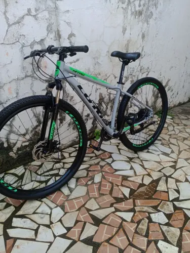 Vendo Essa Bicicleta Lótus Original Impecável No Preço De Desapego 