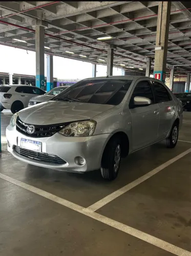 Toyota Etios XS Sedan 1.5 Flex 16V 4P Mec. 2015