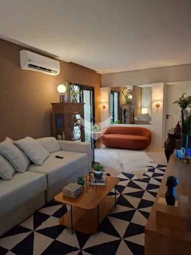 CASA MODERNA NO CONDOMINIO FLAMBOYANT PORTEIRA FECHADA
