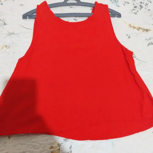 Cropped vermelho