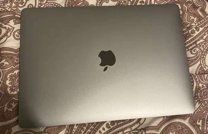 MacBook Air (M1, 2020) 8Gb Ram 256gb Ssd