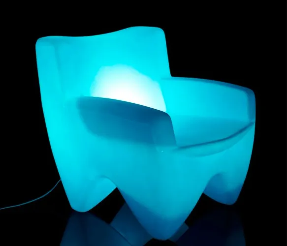 Poltrona azul iluminada