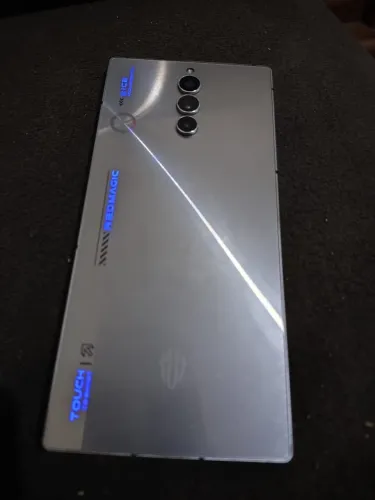 Redmagic 8s pro 512/16 snap 8 gen 2