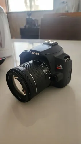 Canon sl3