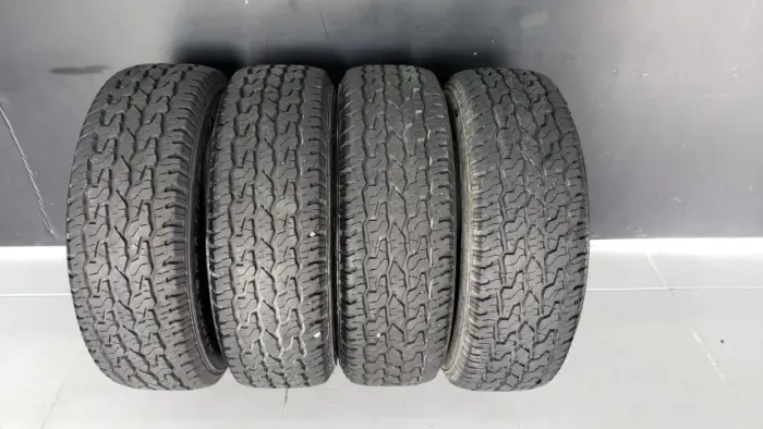 Kit jogo com 4 pneus Dalton timberline 205/65 15 AT