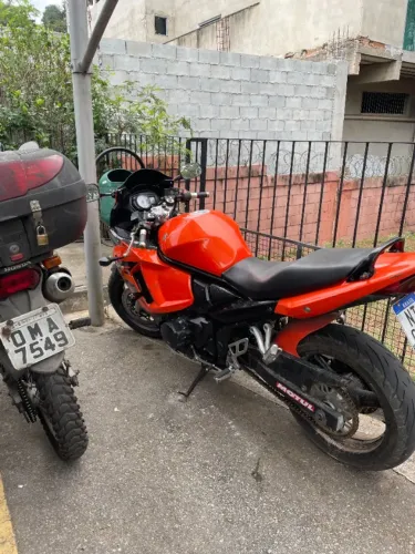 Suzuki GSX 650F 2011 ? Impecável e Pronta para Rodar Moto de fino trato
