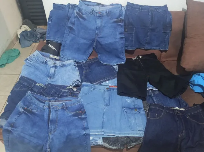 Vendo bermuda feminina barato 20 reis 60 pç *