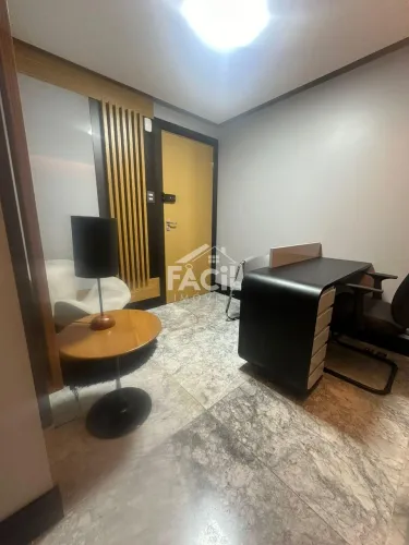 Sala Comercial à Venda na Praia da Costa, 50m², Vila Velha