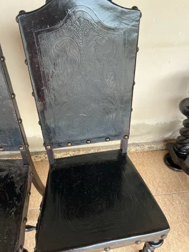 Mesa colonial francesa