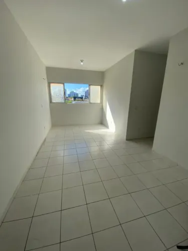 Imóvel para aluguel tem 70 metros quadrados com 3 quartos em Noivos - Teresina - PI