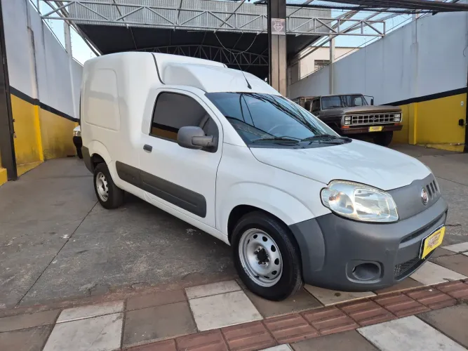 Fiat Fiorino Furgão Work. Hard 1.4 Flex 8V 2P 2018