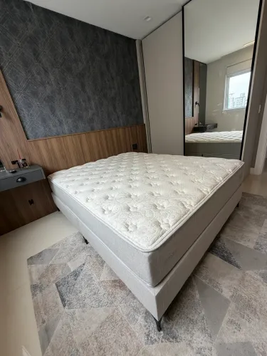 Cama + Colchão Reveev Vernazza