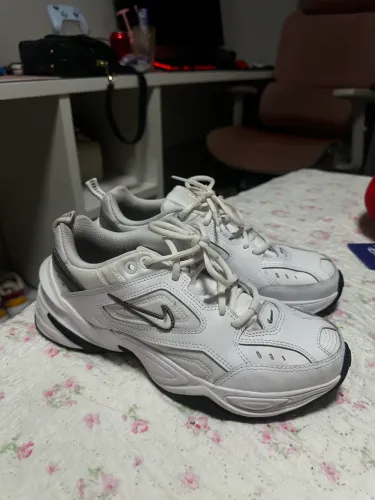 Nike M2K Tekno FEMININO