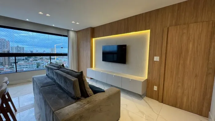Apartamento para aluguel possui 127 metros quadrados com 3 quartos em Centro - Franca - Sã