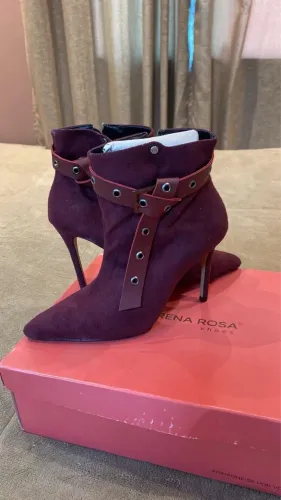 Bota morena rosa