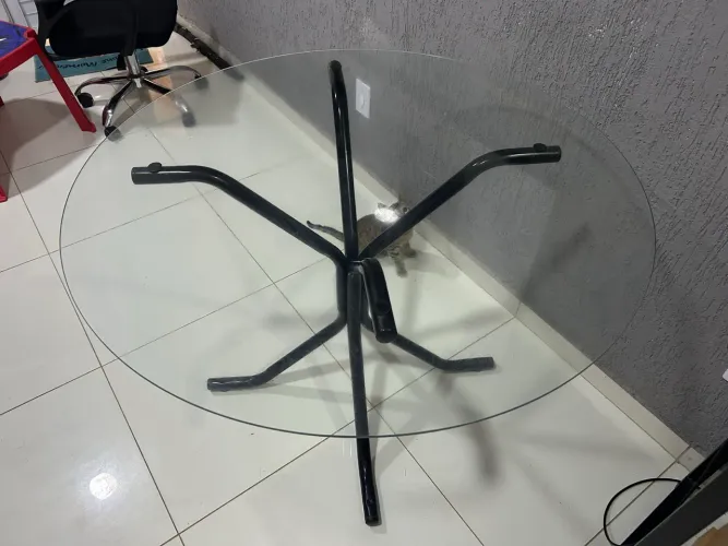 Vendo mesa de vidro