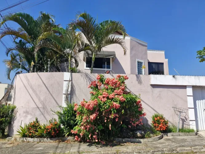 Casa Duplex 3 quartos