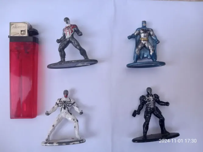 Mini personagens