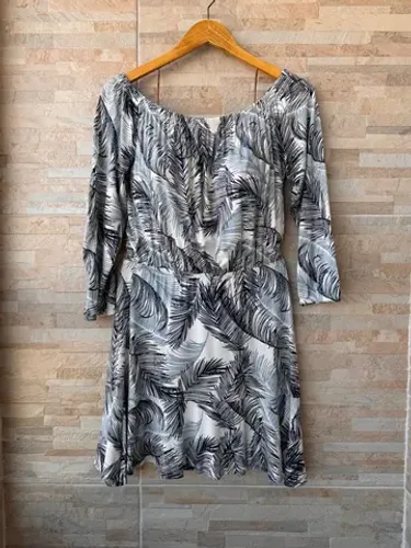 moças / roupas / vestidos vestido ciganinha c&a estampa folhagem, tamanho p.