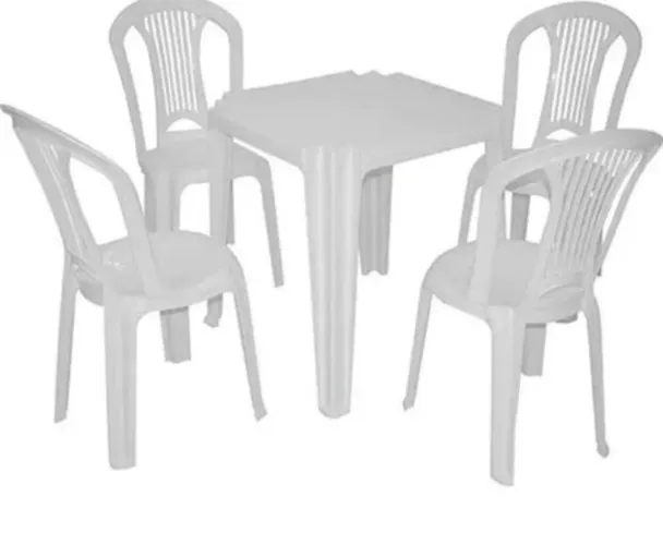 OPORTUNIDADE JOGO DE MESA COM 04 CADEIRAS S/BRAÇO CAPACIDADE MÁXIMA 160kg OPORTUNIDADE
