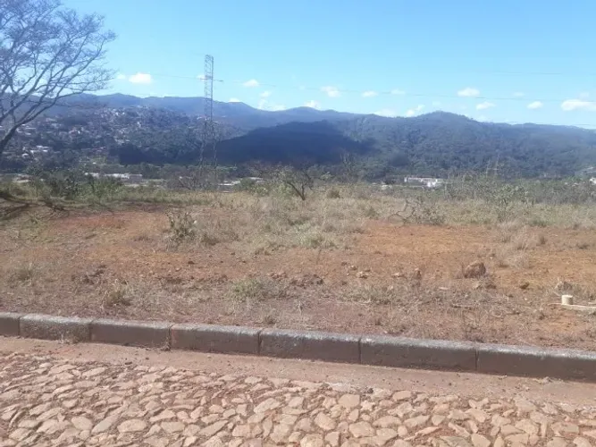 Lotes a venda financiados no Bairro Villa Real em Sabará 401 m²