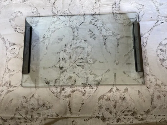 Vendo Suporte bolo retangular de vidro com pegador de inox