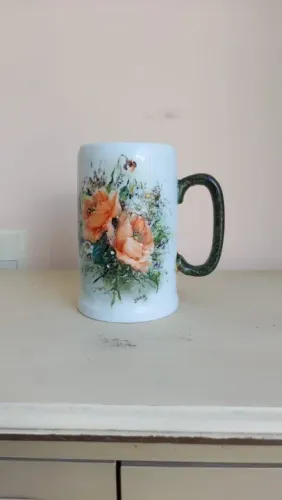 Vaso de flor pintado à mão