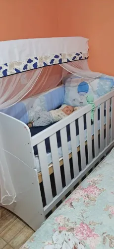Berço que vira mini cama