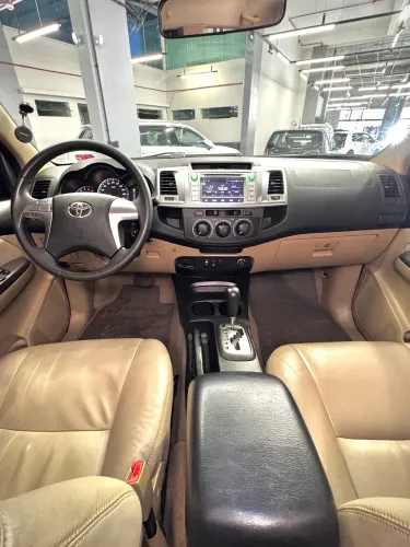 Toyota Hilux SW4 SR 4X2 2.7/ 2.7 Flex 16V Aut. 2015