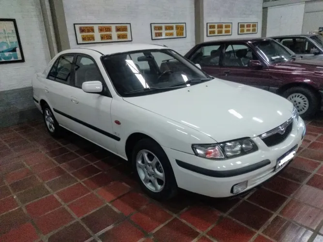 Mazda 626 GLX 1998