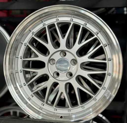 Rodas Rodera BBS LM aro 18 tala 8 e 9 furacão 5x100 