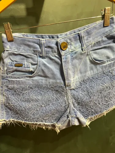 Short sarja